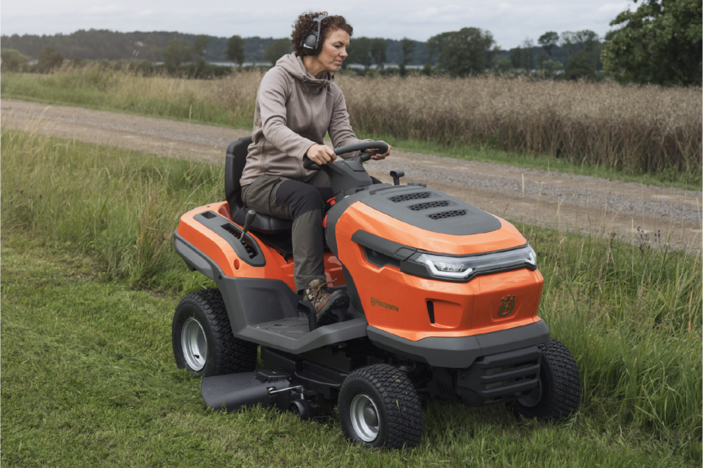 Tractor TS 217 TM: Potencia y precisión para grandes terrenos